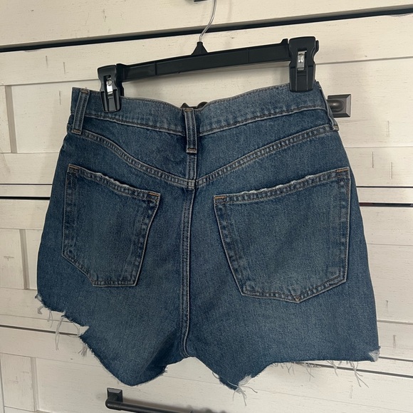 Gap shorts! - Picture 4 of 5